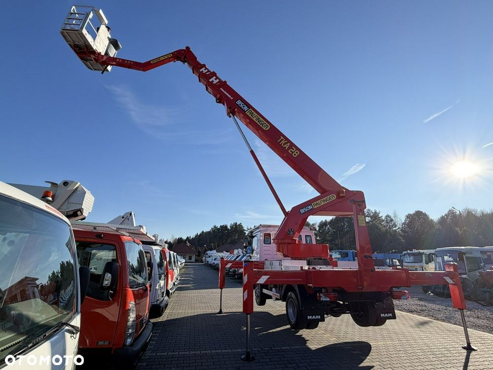 MAN TGL 8.180 Zwyżka Palfinger TKA 28 m w bok 20m podnośnik - 24