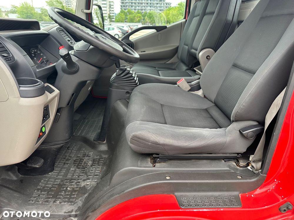Nissan CABSTAR NT400 - 5