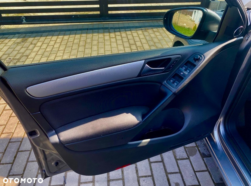 Volkswagen Golf 1.2 TSI DSG Team - 12