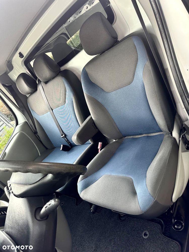 Renault Trafic - 7