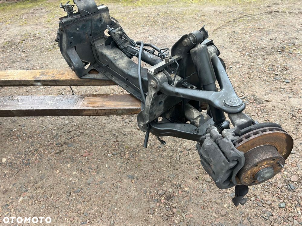 Zawieszenie przednie kompletne sanki belka Iveco Daily S bez korozji - 10