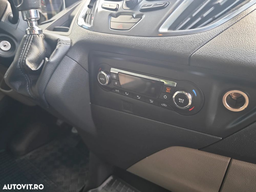 Ford Tourneo Custom 300 L1H1 VA Titanium - 12