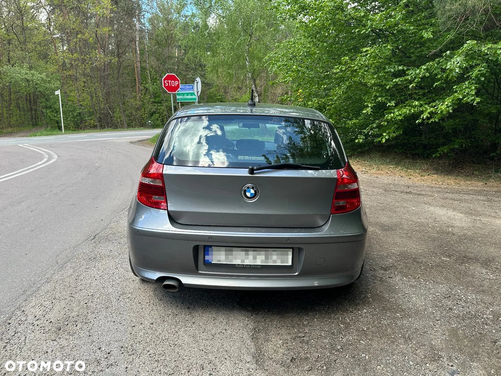 BMW Seria 1 120d DPF - 5