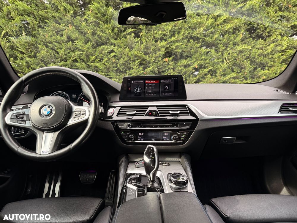 BMW Seria 5 530d xDrive AT - 13