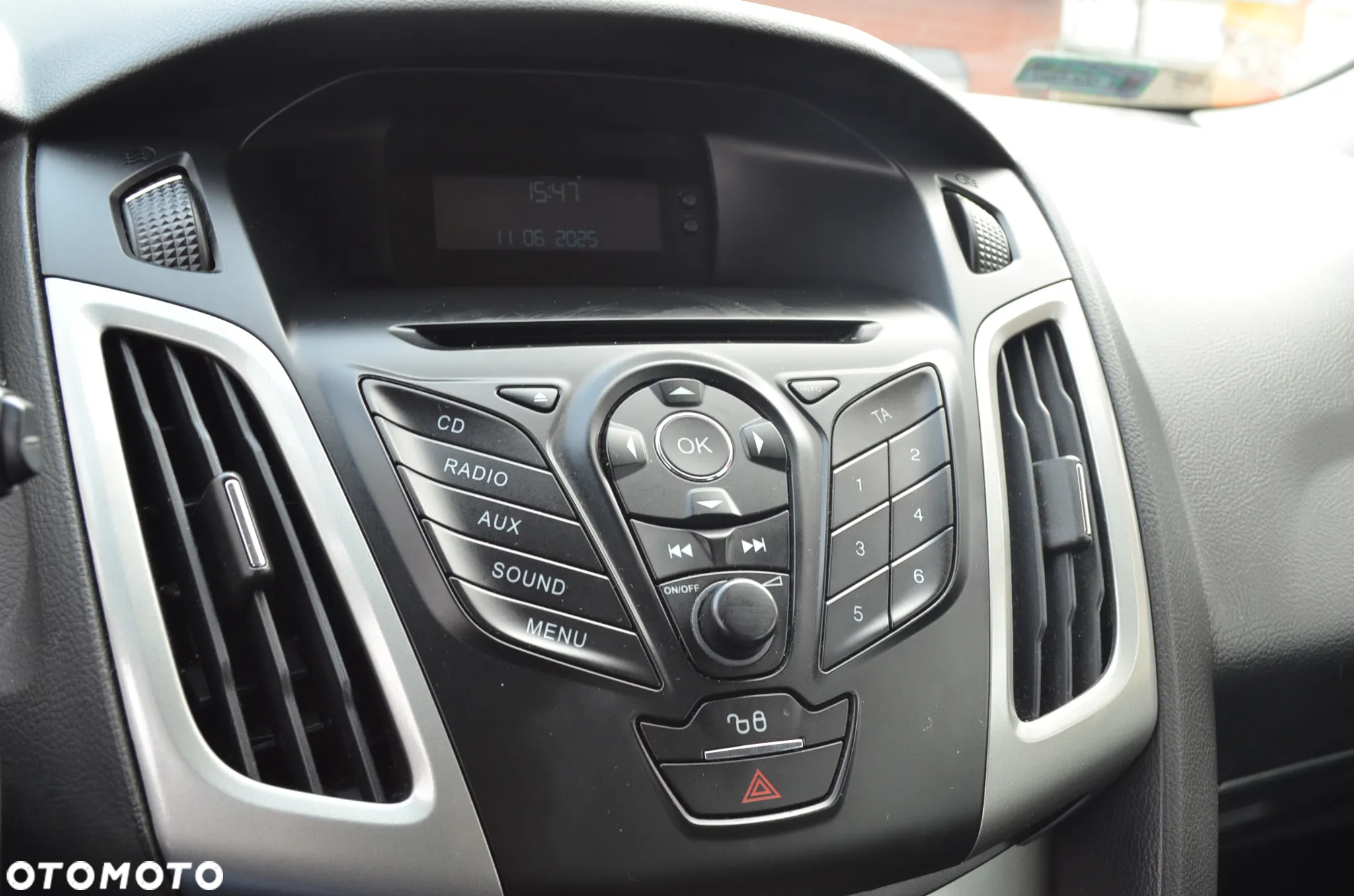 Ford Focus - 12