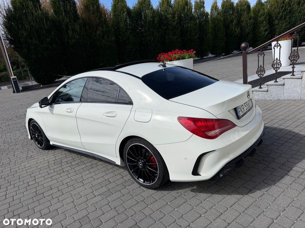 Mercedes-Benz CLA - 13