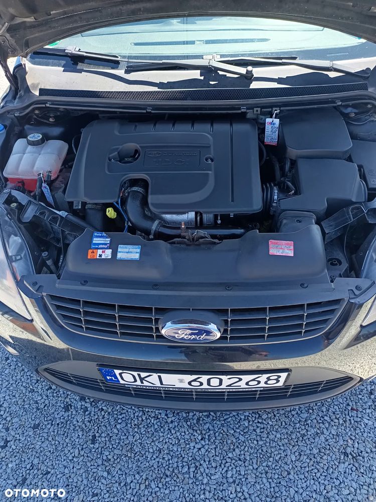 Ford Focus 1.6 TDCi Ambiente DPF - 14