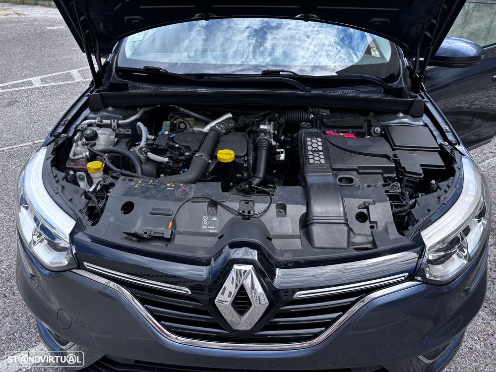 Renault Mégane Sport Tourer - 12