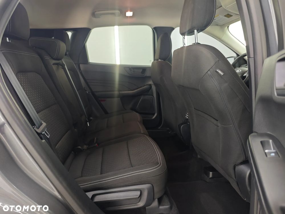 Ford Kuga - 28