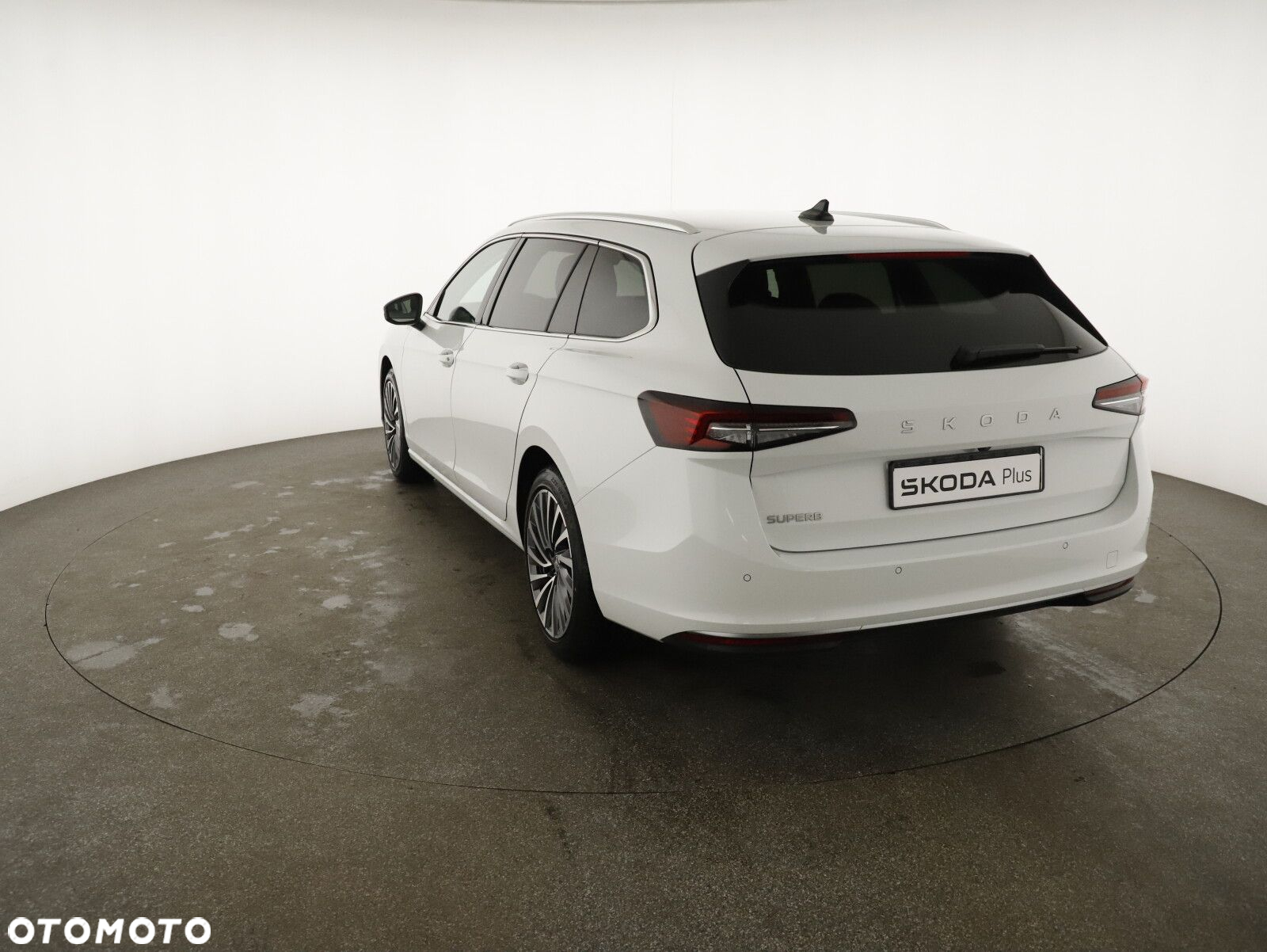 Skoda Superb 1.5 TSI L&K DSG - 27