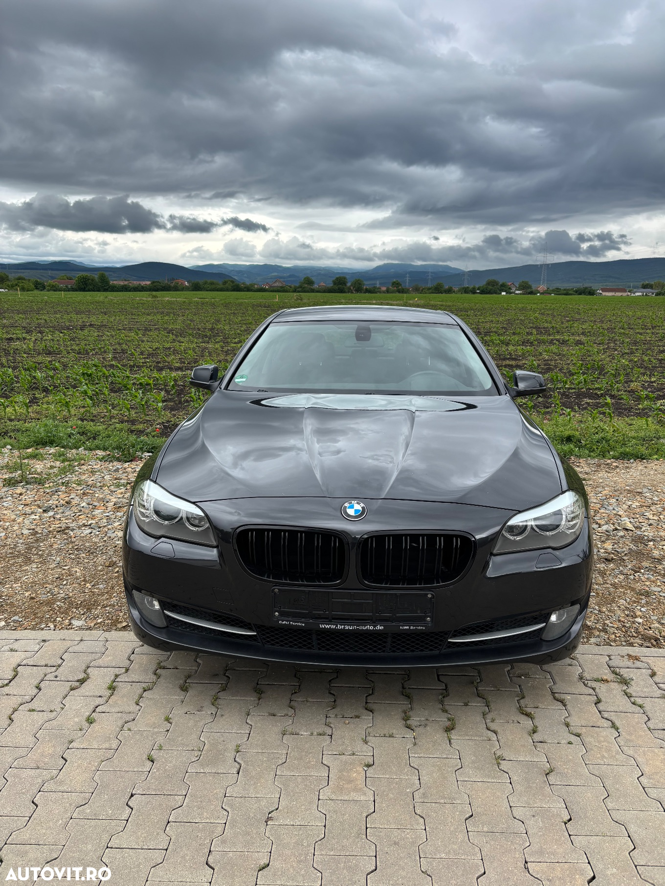 BMW Seria 5 520d - 3