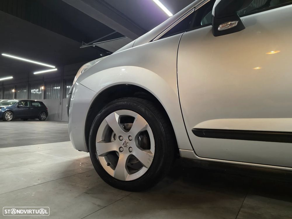Peugeot 3008 1.6 e-HDi Sport CMP6 - 29