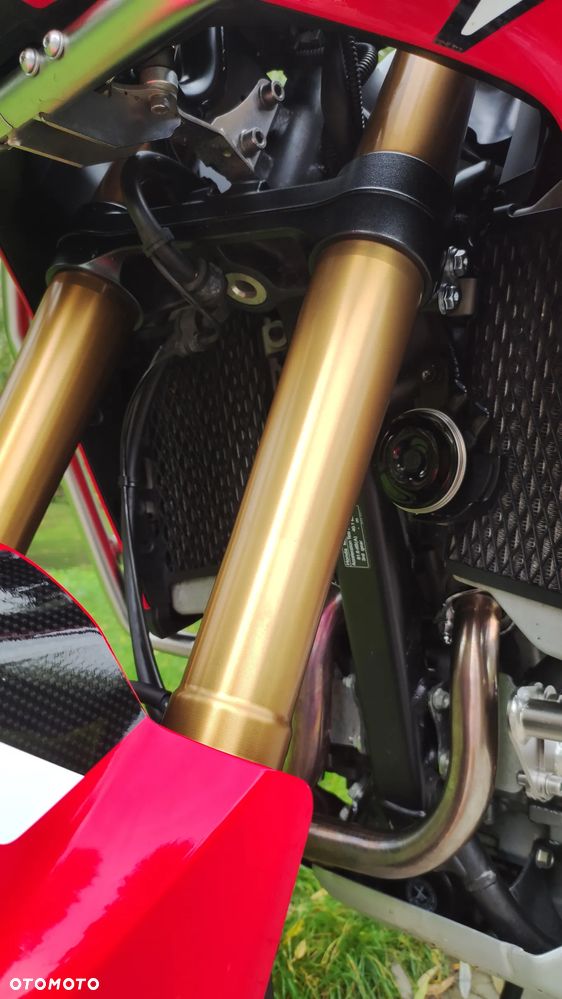 Honda CRF - 18