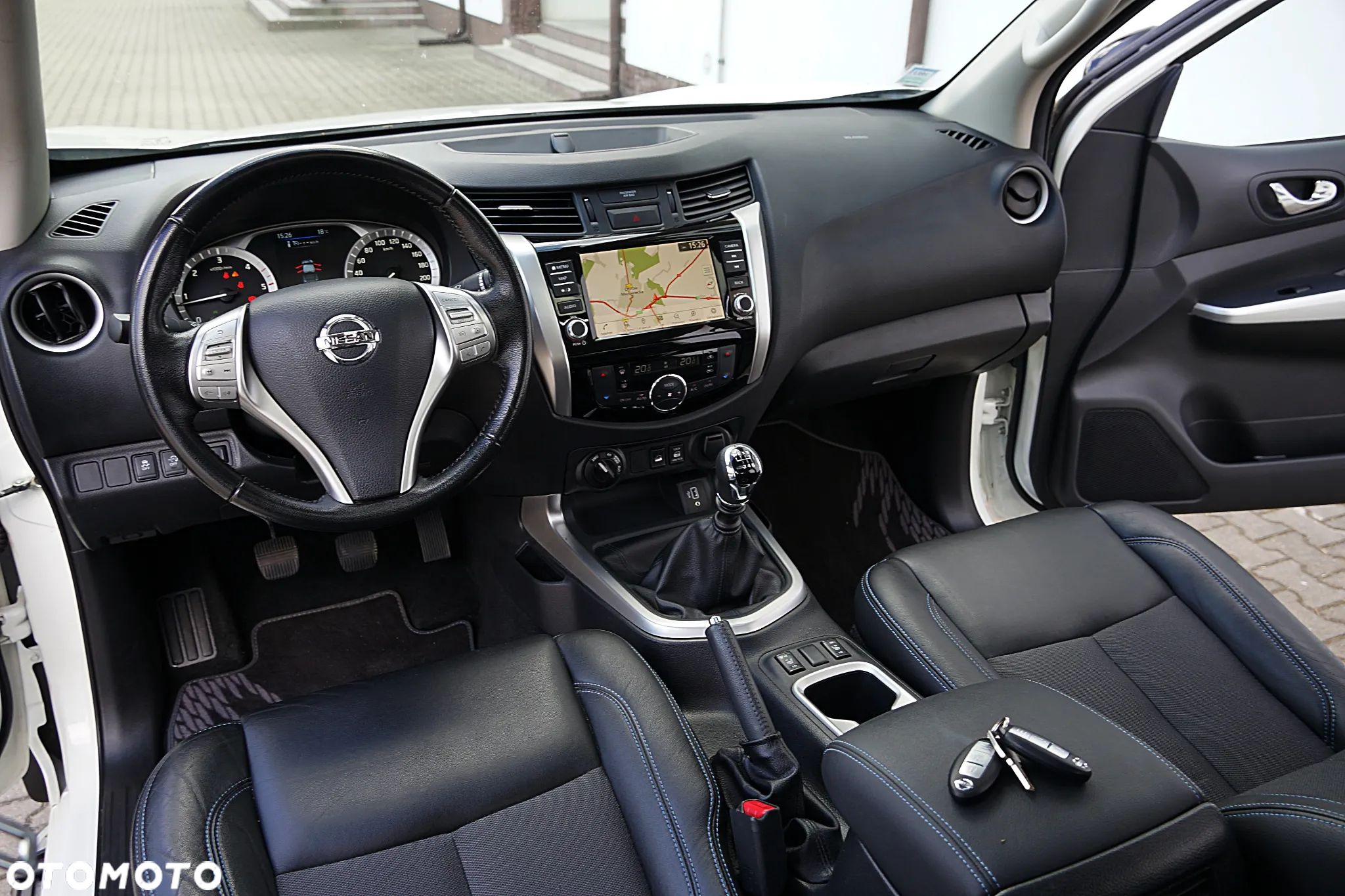 Nissan Navara DC 4x4 S&S Tekna - 31