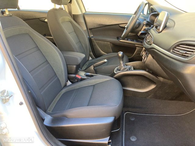 Fiat Tipo 1.3 M-Jet Street - 29