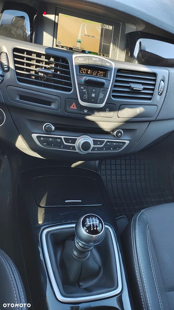 Renault Laguna 2.0 DCi Dynamique - 16