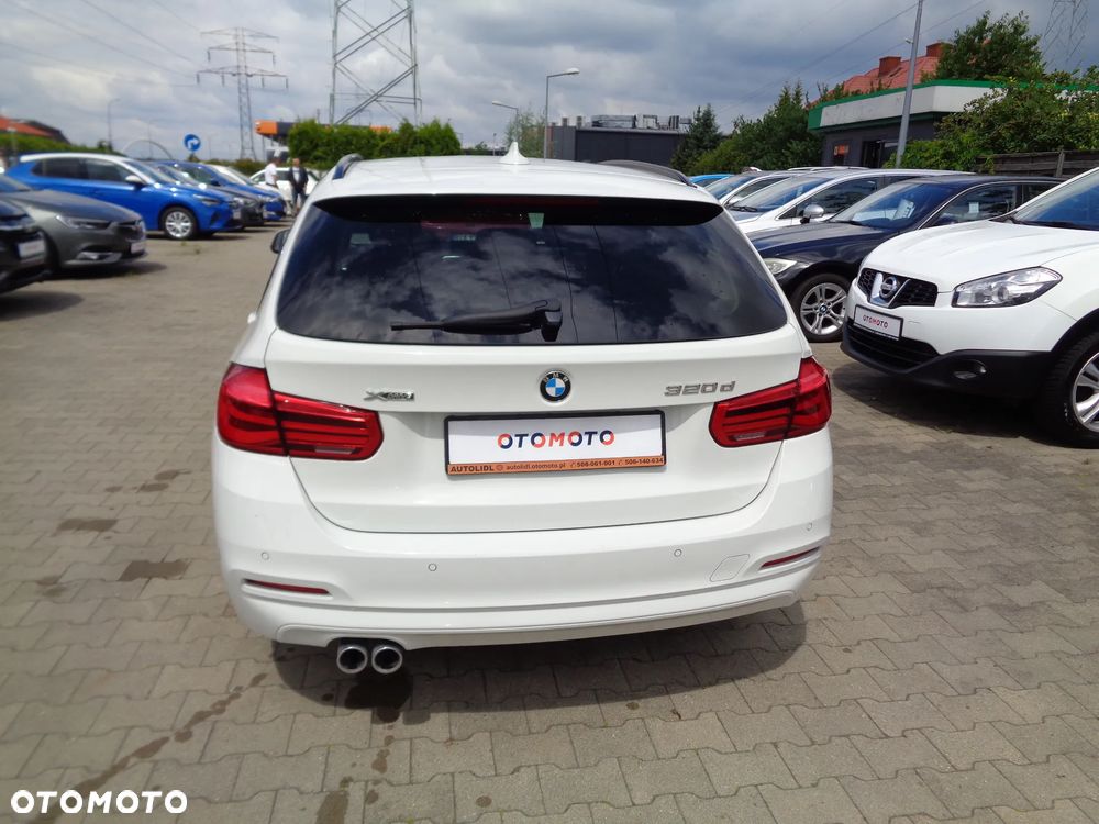BMW Seria 3 320d xDrive Edition Luxury Line Purity - 7