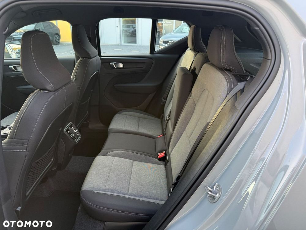 Volvo XC 40 - 21