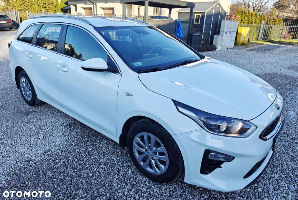 Kia Ceed 1.6 CRDi SCR M - 4