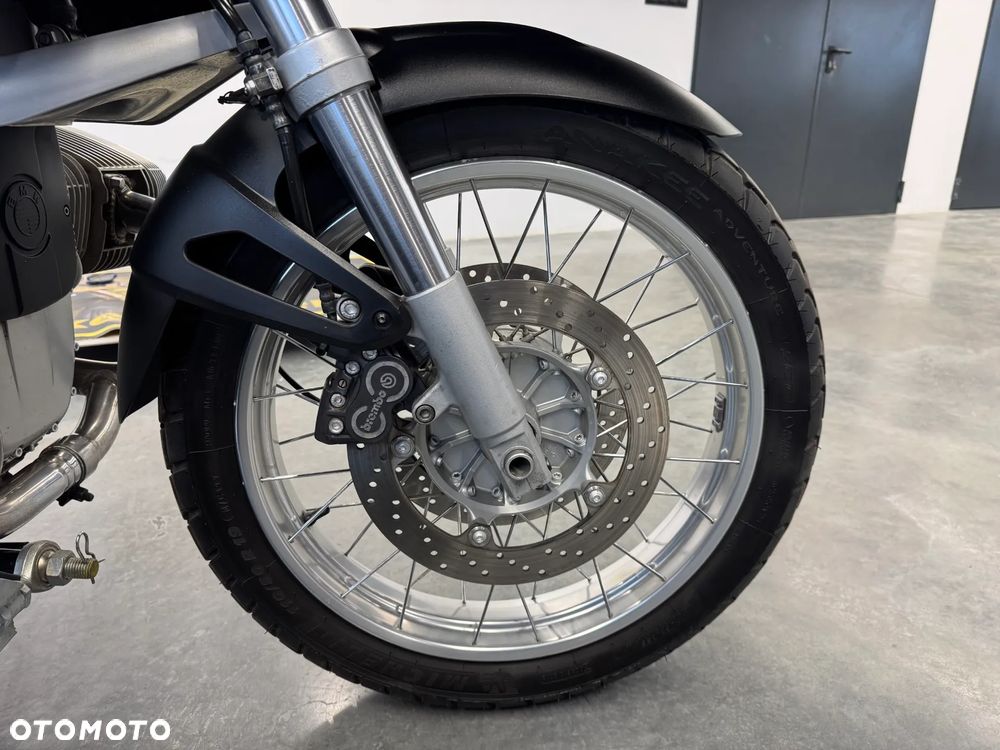 BMW R - 8