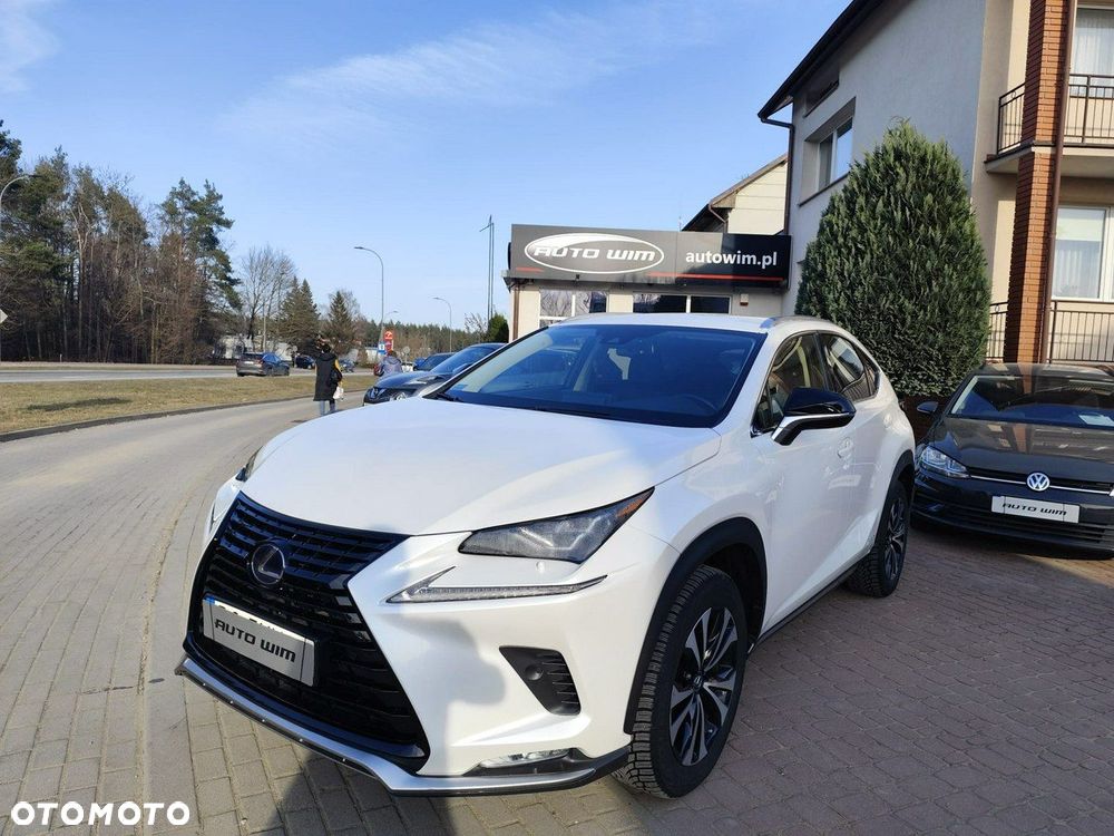 Lexus NX 300h F Impression AWD - 1