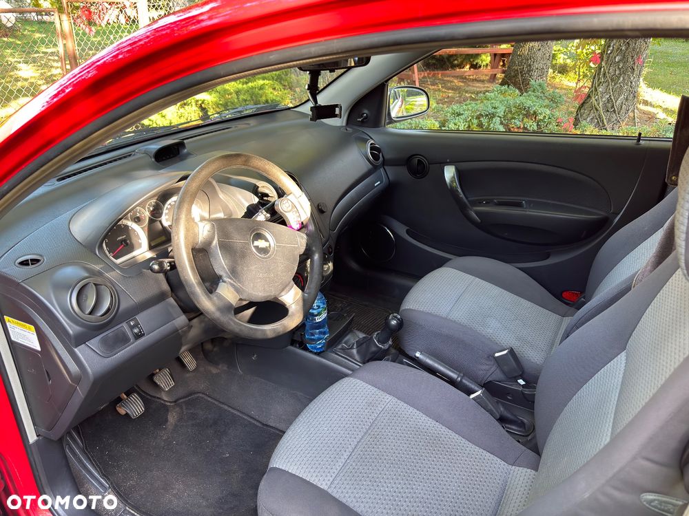 Chevrolet Aveo 1.2 16V Base - 8