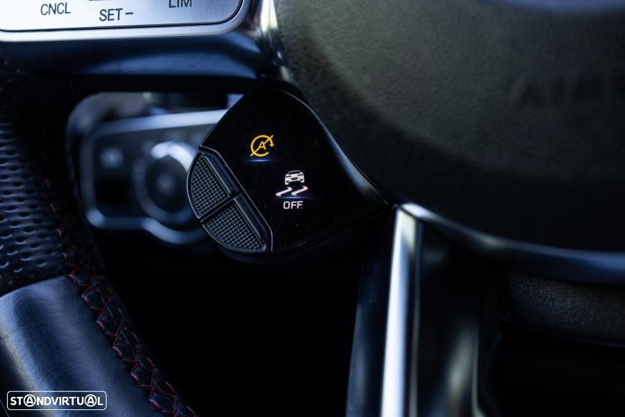 Mercedes-Benz CLA 35 AMG - 33