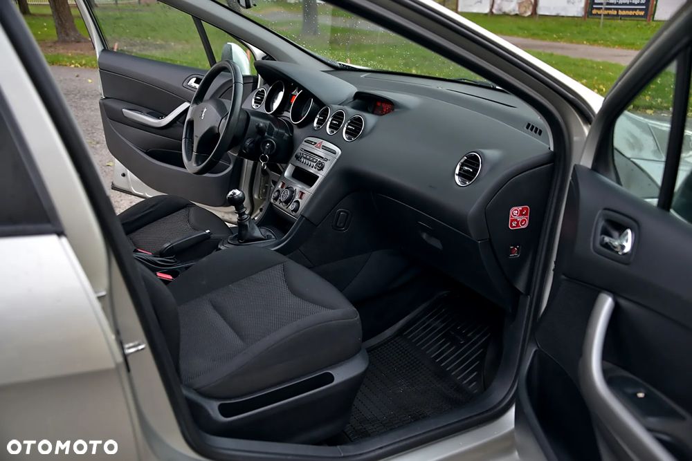 Peugeot 308 - 26
