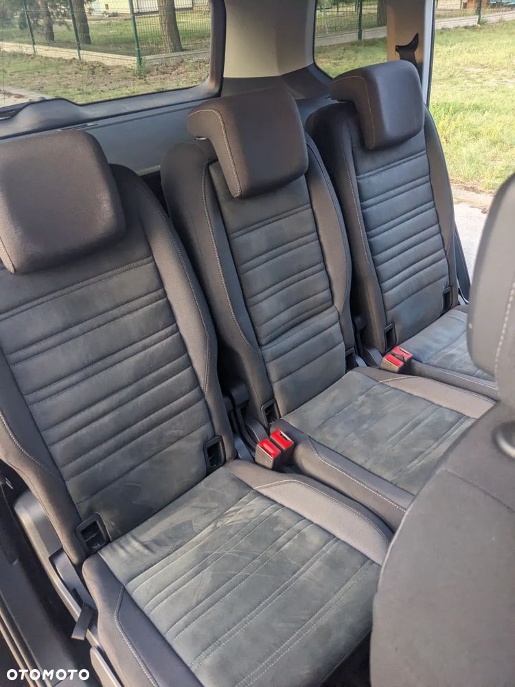Volkswagen Touran 2.0 TDI BMT Highline DSG - 8