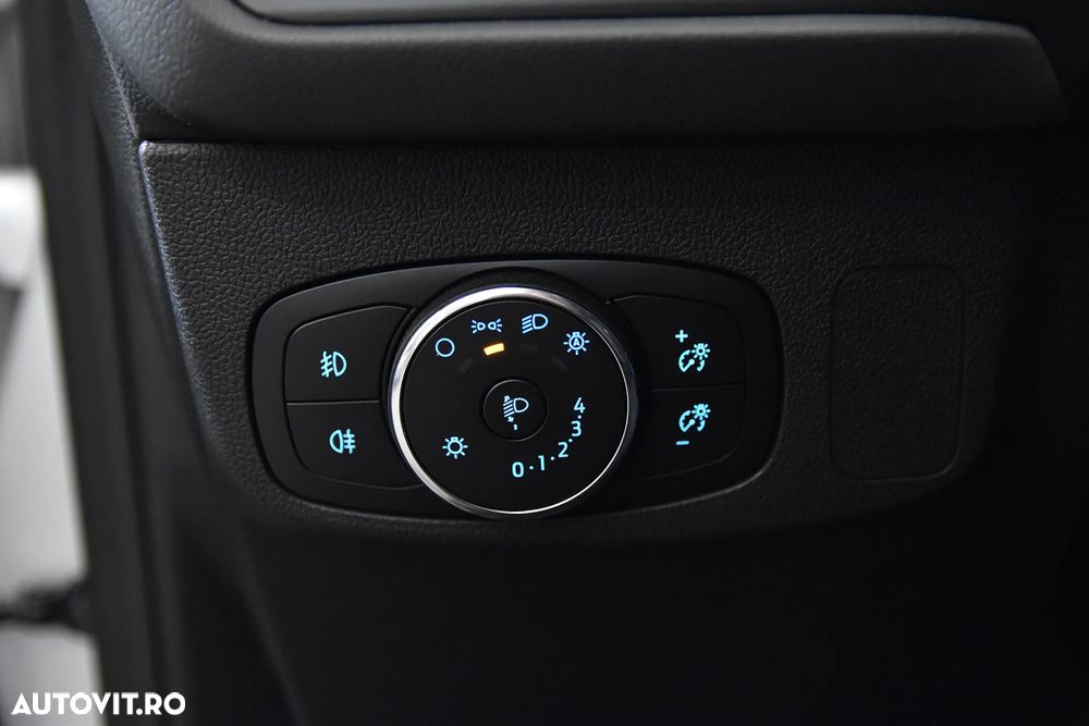 Ford Focus - 16