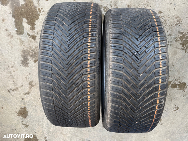 Vând 2 anvelope 245/40/19 continental allseason ca noi