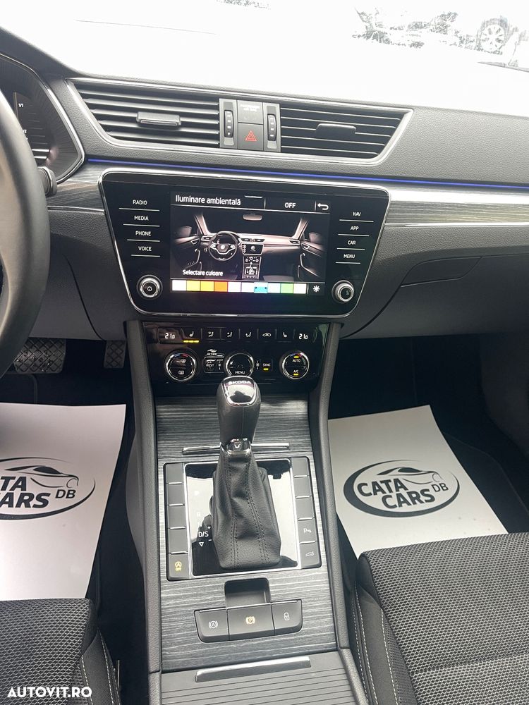 Skoda Superb 2.0 TDI DSG Premium Edition - 35