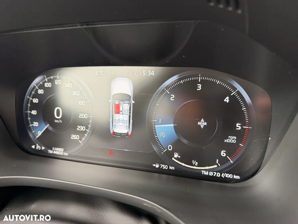 Volvo XC 60 D3 Momentum Pro - 15