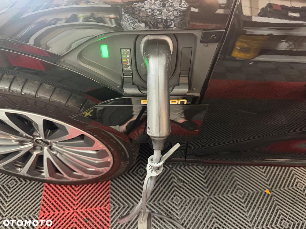 Audi e-tron 55 Quattro S Line - 36