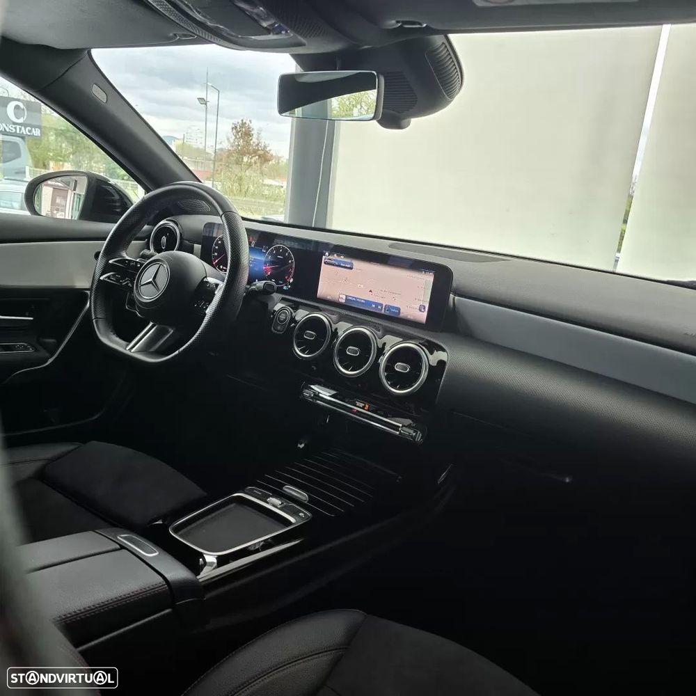 Mercedes-Benz A 200 AMG Line Aut. - 36