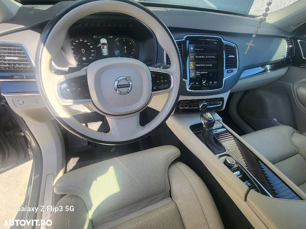Volvo XC 90 D5 AWD Geartronic Inscription - 11