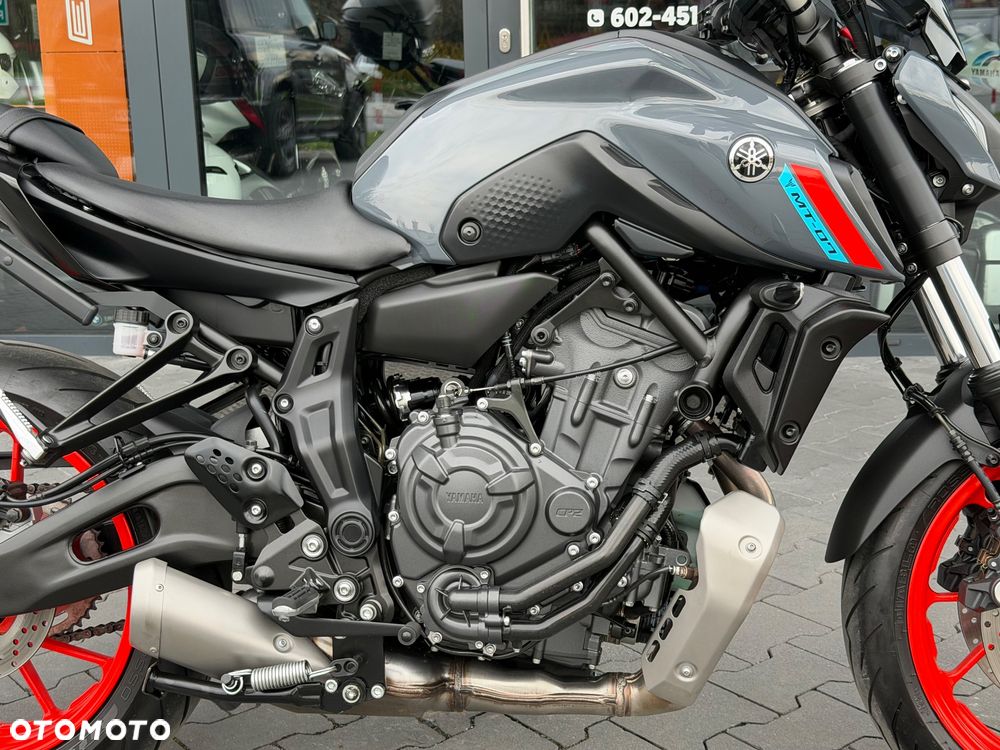 Yamaha MT - 7