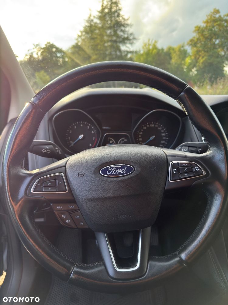 Ford Focus 1.5 EcoBoost Active - 10