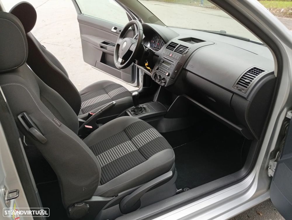 VW Polo 1.4 TDi Confortline - 14