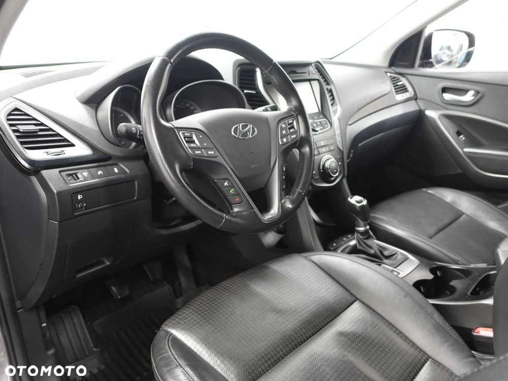 Hyundai Santa Fe 2.0 CRDI 2WD Style - 20