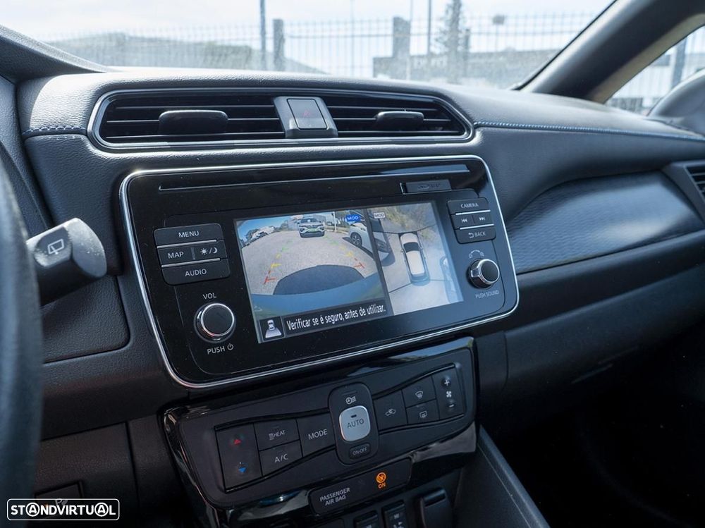 Nissan Leaf 40 kWh N-Connecta - 31