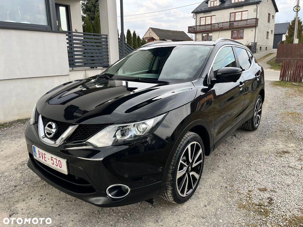 Nissan Qashqai 1.6 DIG-T Tekna - 1