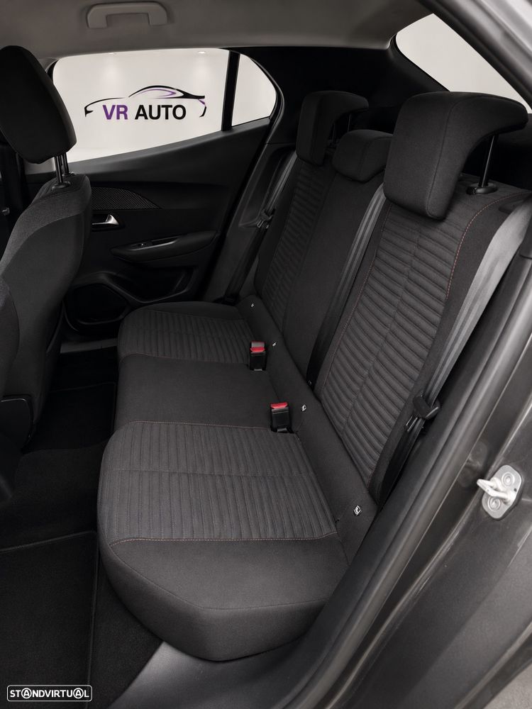 Peugeot 2008 1.2 PureTech Active Pack - 13