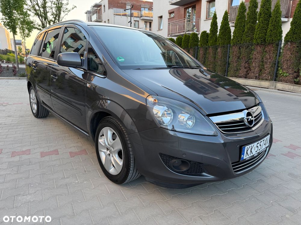 Opel Zafira - 8