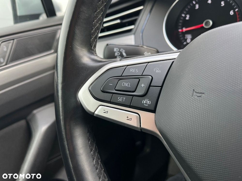 Volkswagen Passat 1.5 TSI EVO Business DSG - 21
