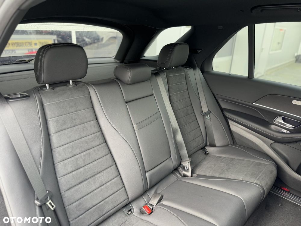 Mercedes-Benz GLE 300 d mHEV 4-Matic AMG Line - 10