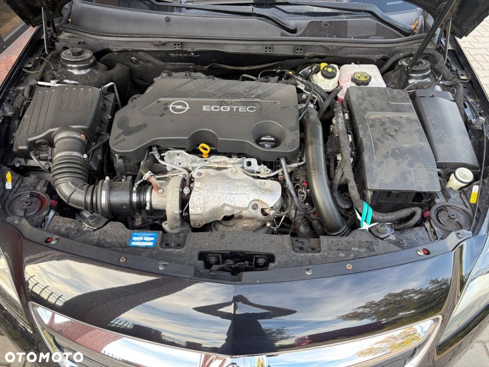 Opel Insignia - 30