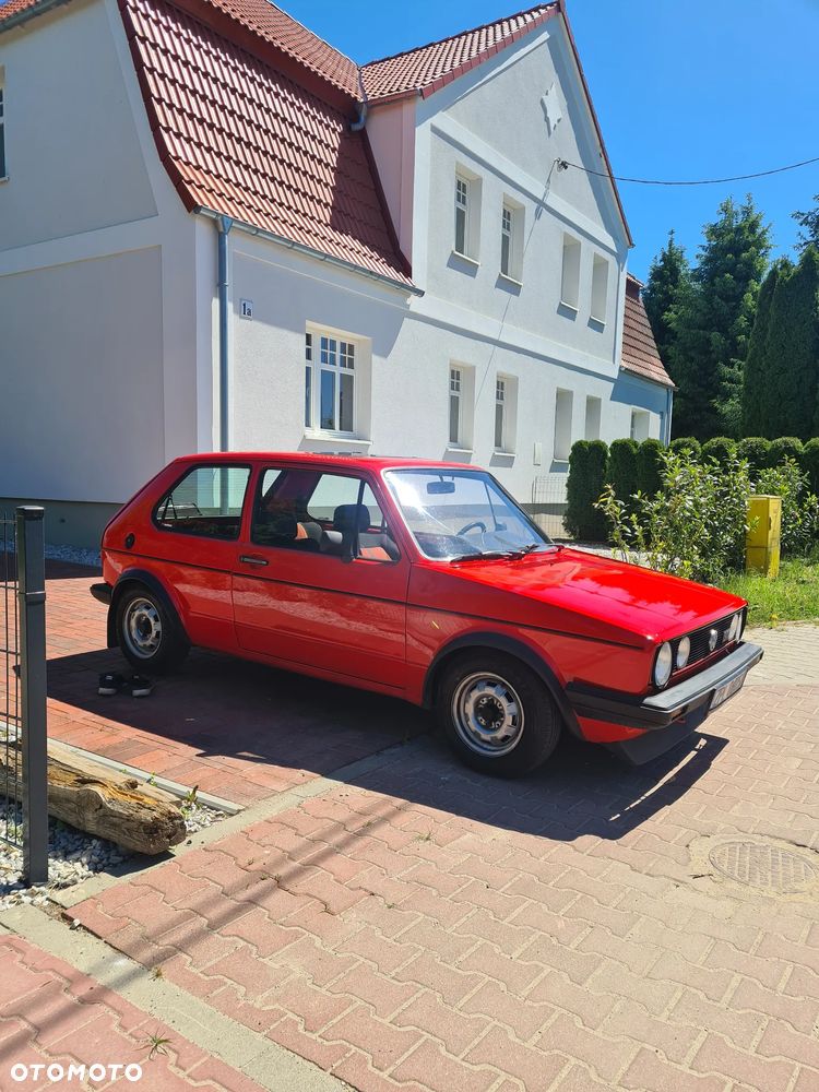 Volkswagen Golf 1.6 GTI - 1