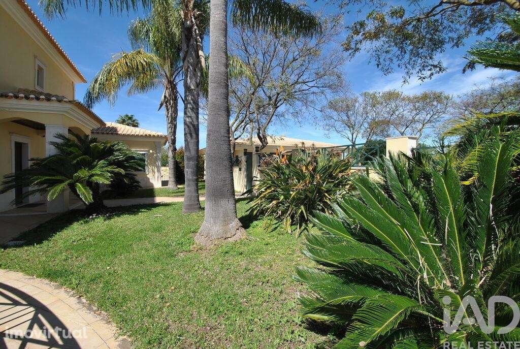 Casa / Villa T4 em Albufeira e Olhos de Água de 287 m2 - Grande imagem: 4/35