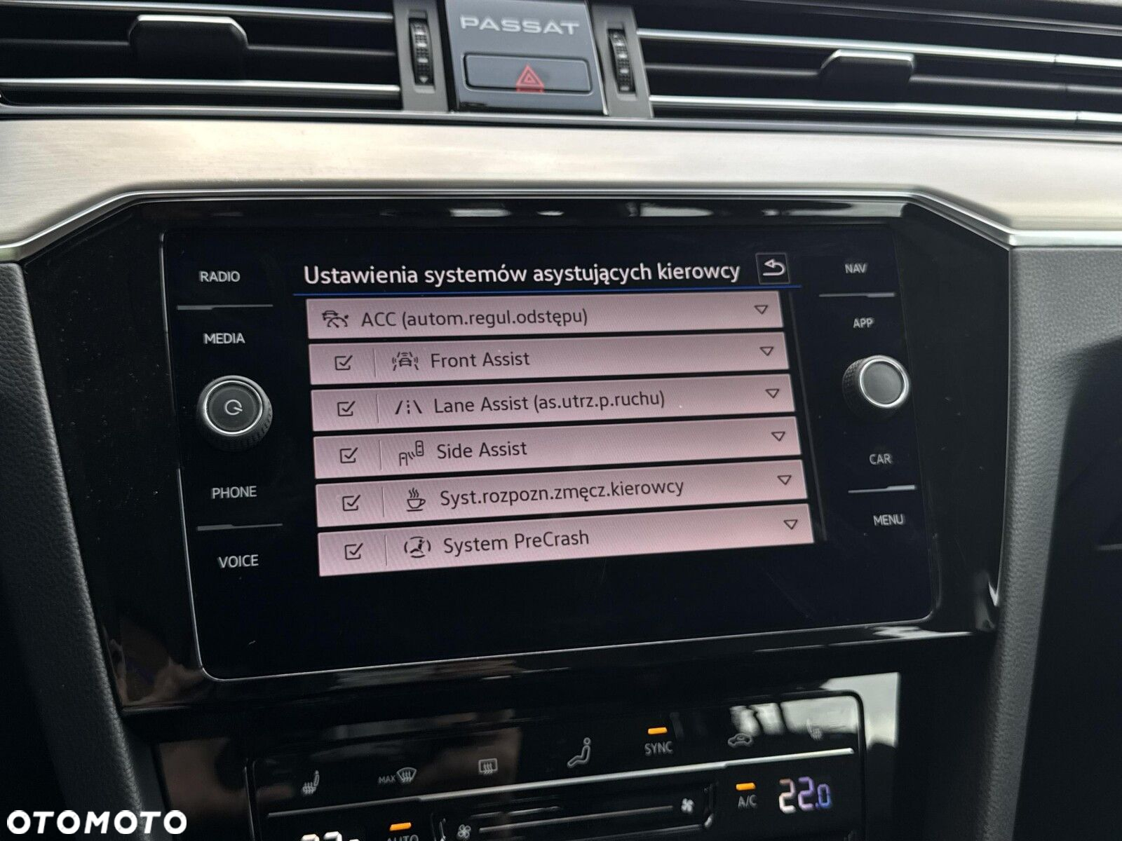 Volkswagen Passat 2.0 TDI Elegance DSG - 31